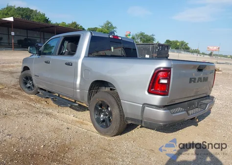 2025 Ram 1500 Tradesman 4X2 5'7 Box из США, поврежденный, VIN 1C6RREGG9SN735019